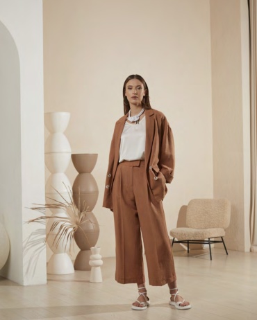 Костюм повседневный WOMAN EGO темно-бежевый