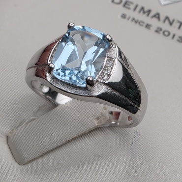 Кольцо Deimantas 132686711 размер 19 вес 4.01 г серебро, топаз, фианит