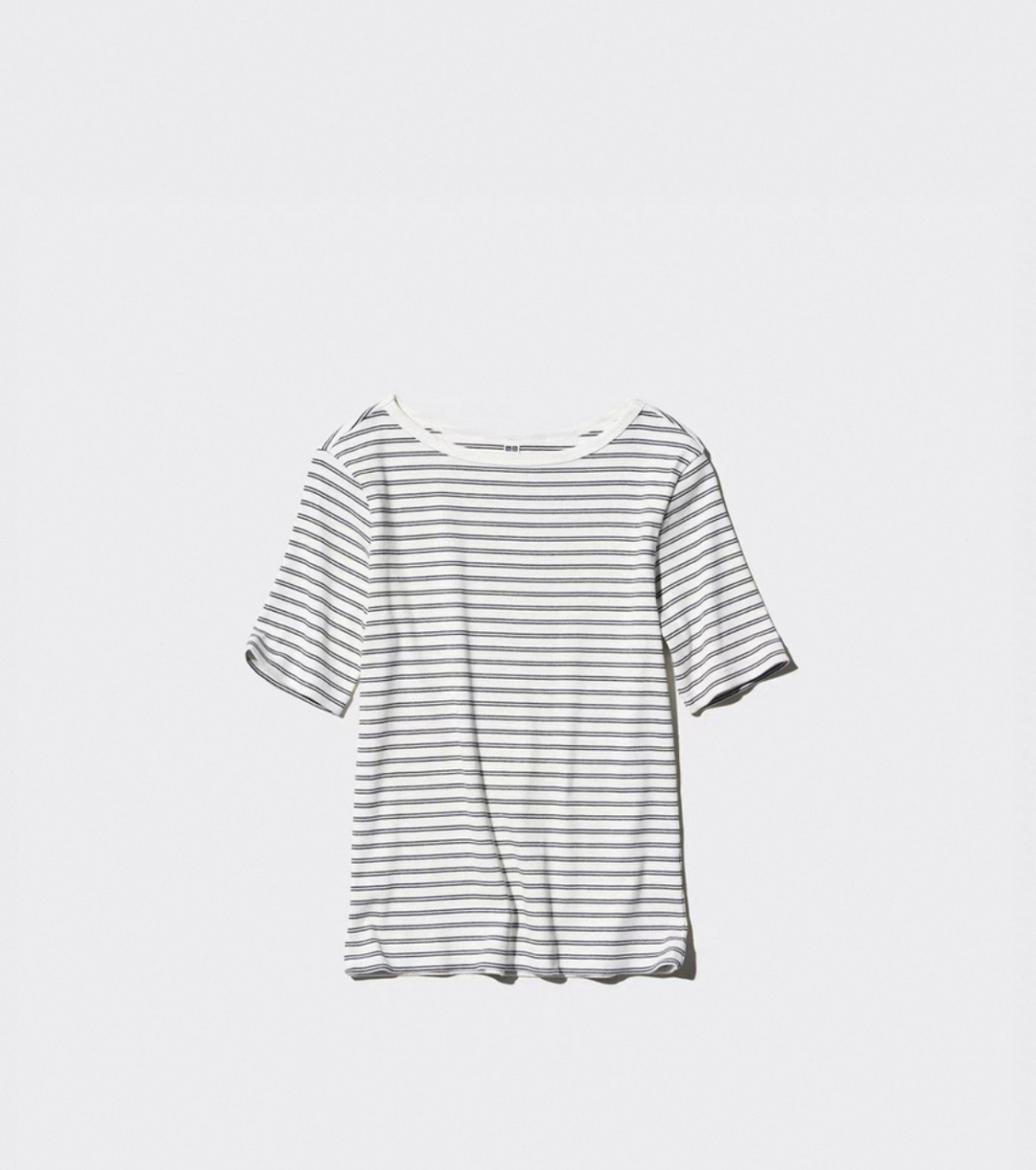 Футболка Uniqlo белый
