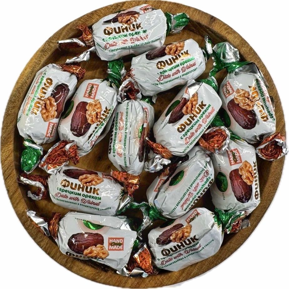 Абрикос финики в шоколаде с грецким орехом 300 г