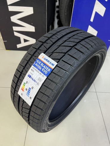 Sailun ice Evo 235/40 R19 96 T без шипов