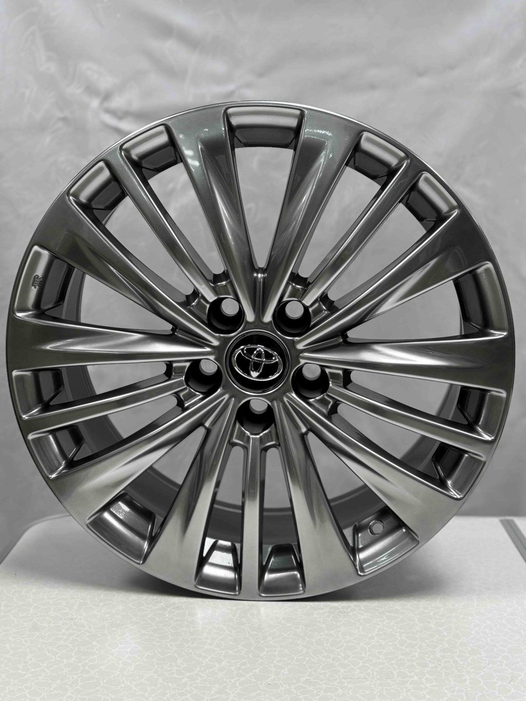 Top Grade 50077 7.5x18/5x114.3 D60.1 ET35 4 диска черный