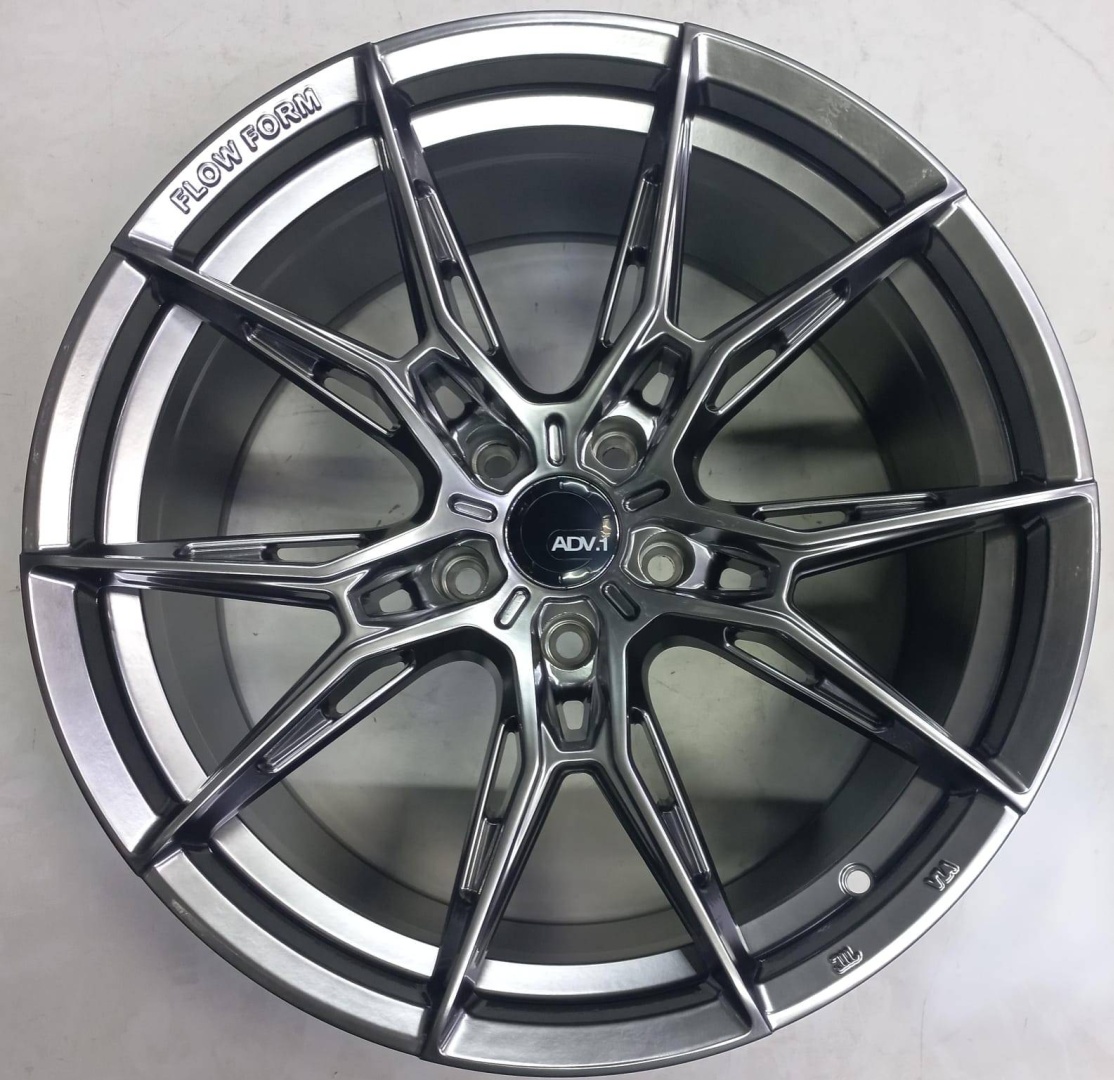 RNO RNO 3487 8.5/9.5x19/5x114.3 D73.1 ET35.38 4 диска графит