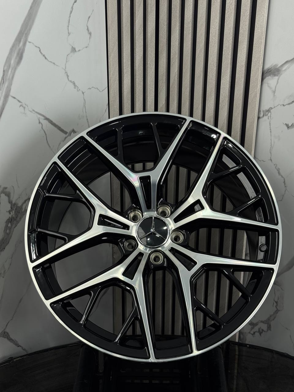 Top Grade mercedes H3573F 9/10x20/5x112 D66.5 ET32.44 4 диска черный, серебристый