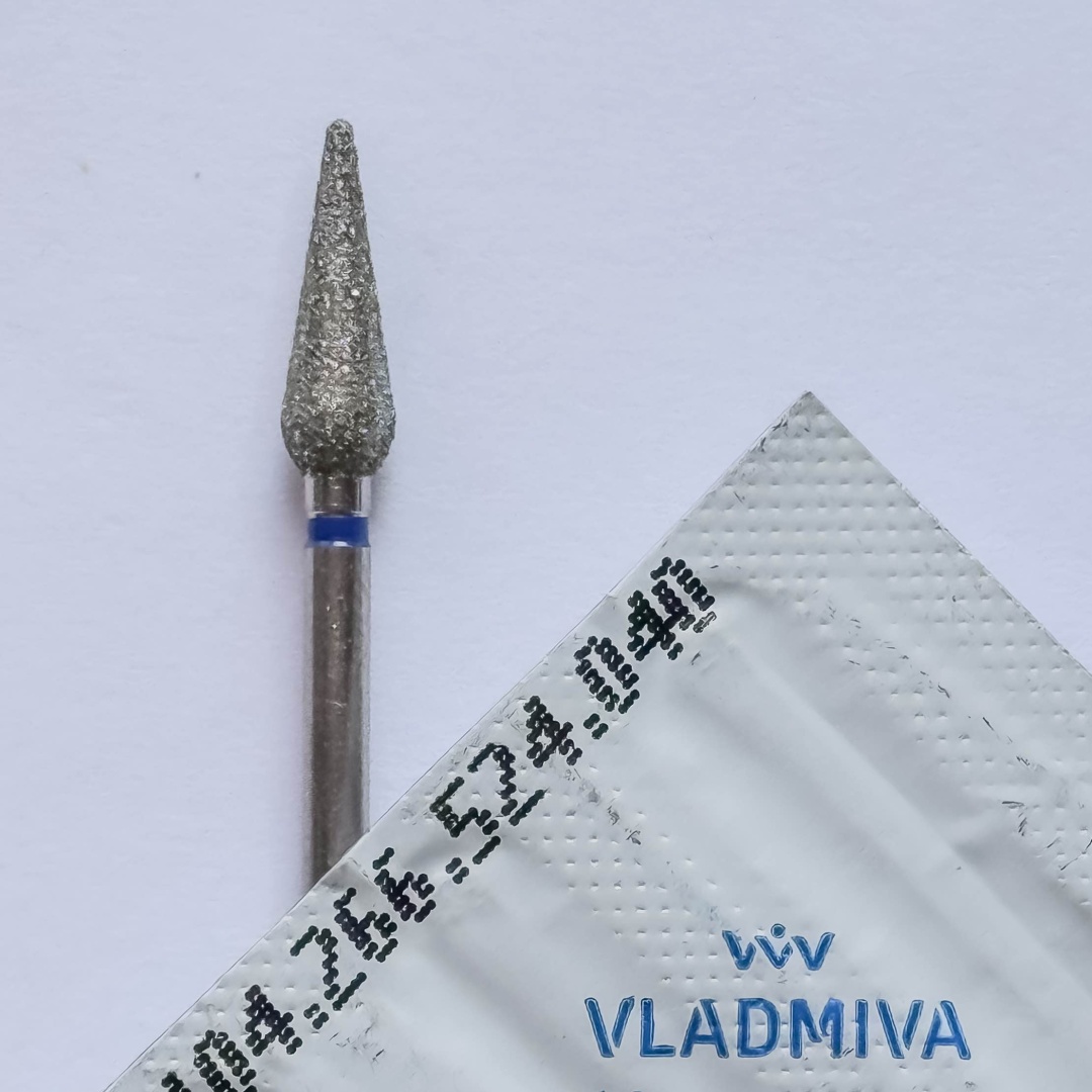 Насадка Vladmiva 51.1.266.040 фреза почковидная насечка синяя 1 шт