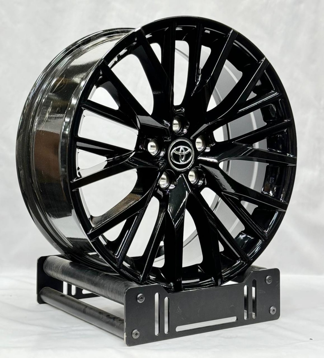 RNO 741 8x20/5x114.3 D60.1 ET30 4 диска черный