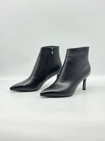 Ботильоны EMMA Shoes черный