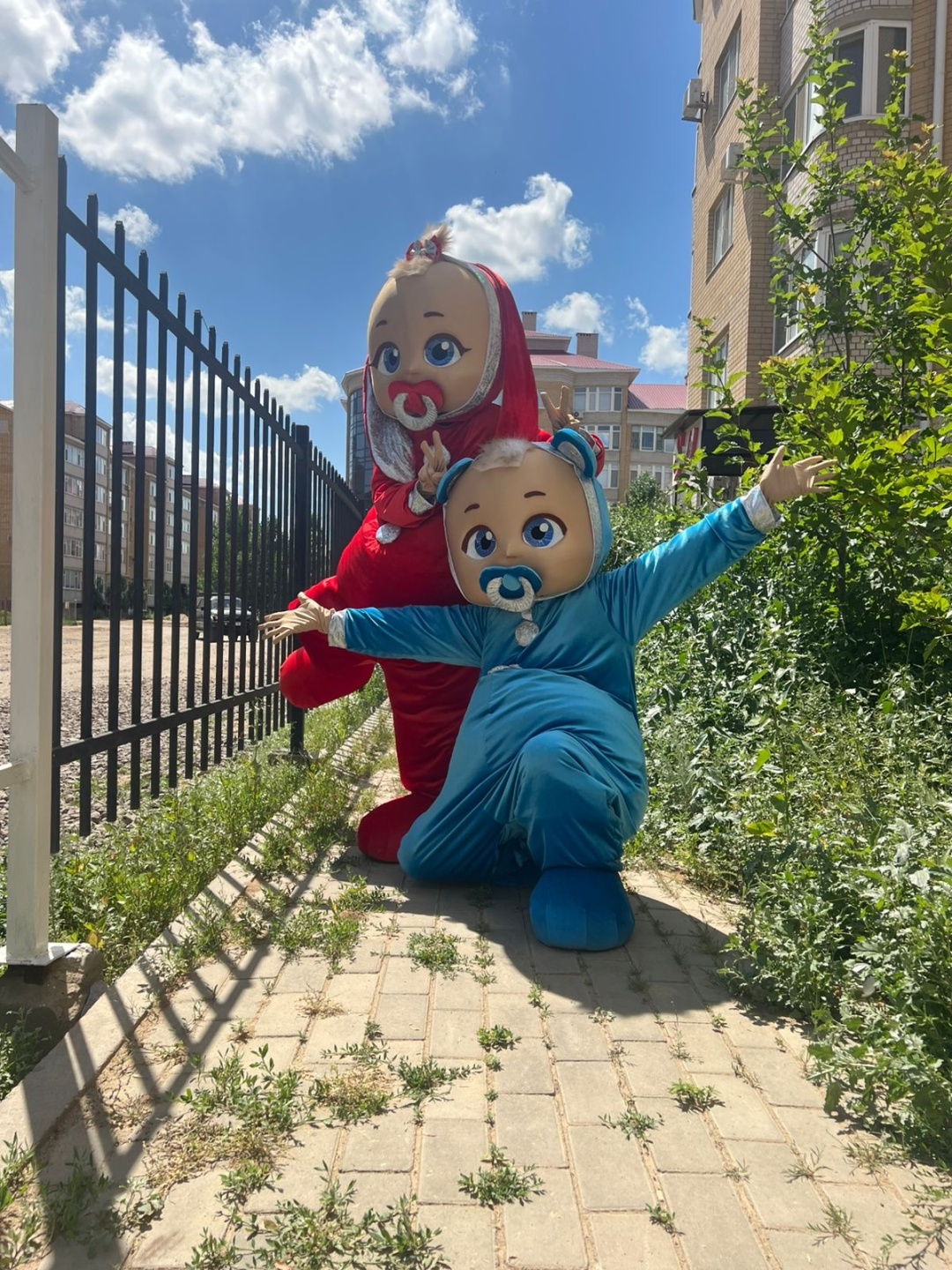 Карнавальный костюм белый, красный