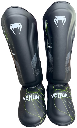 Venum Almaty Sports VENUM ЩИТКИ TRAINING CAMP PERFORMANCE Ручной Работы ДЛЯ ММА мультиколор M