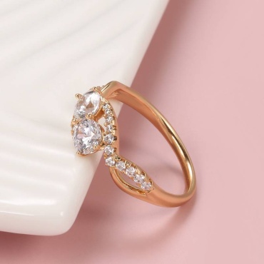 Кольцо Xuping Jewelry 23456 размер 19 медицинский сплав, фианит, золотистый