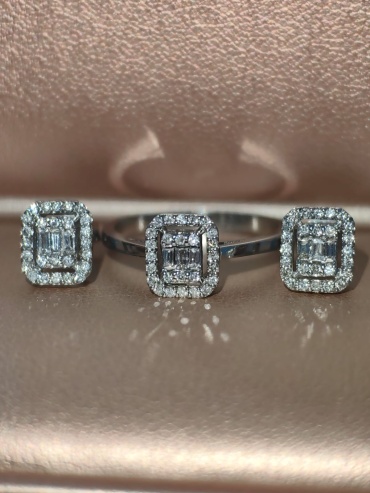 DARID JEWELLERY 029:400 вес 4.96 г золото, бриллиант
