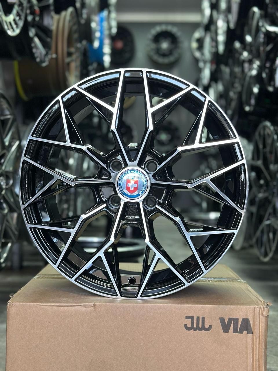 FFP 9098 7x16/4x100 D67.1 ET35 4 диска черный, серебристый
