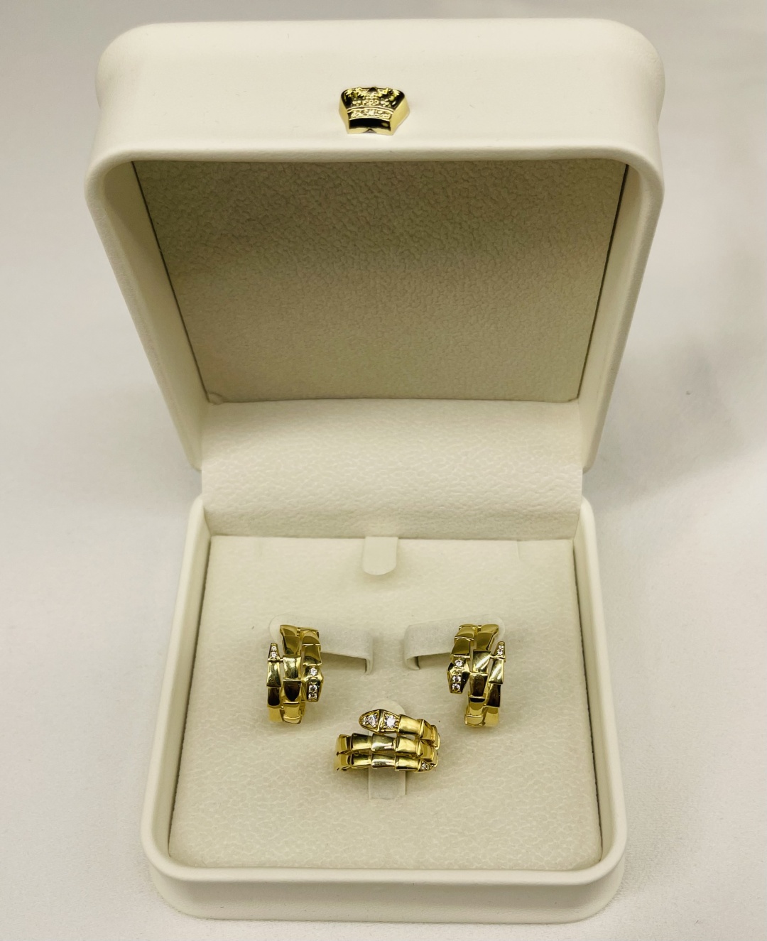 Altyn Gold 0101090807 вес 8.52 г золото, фианит
