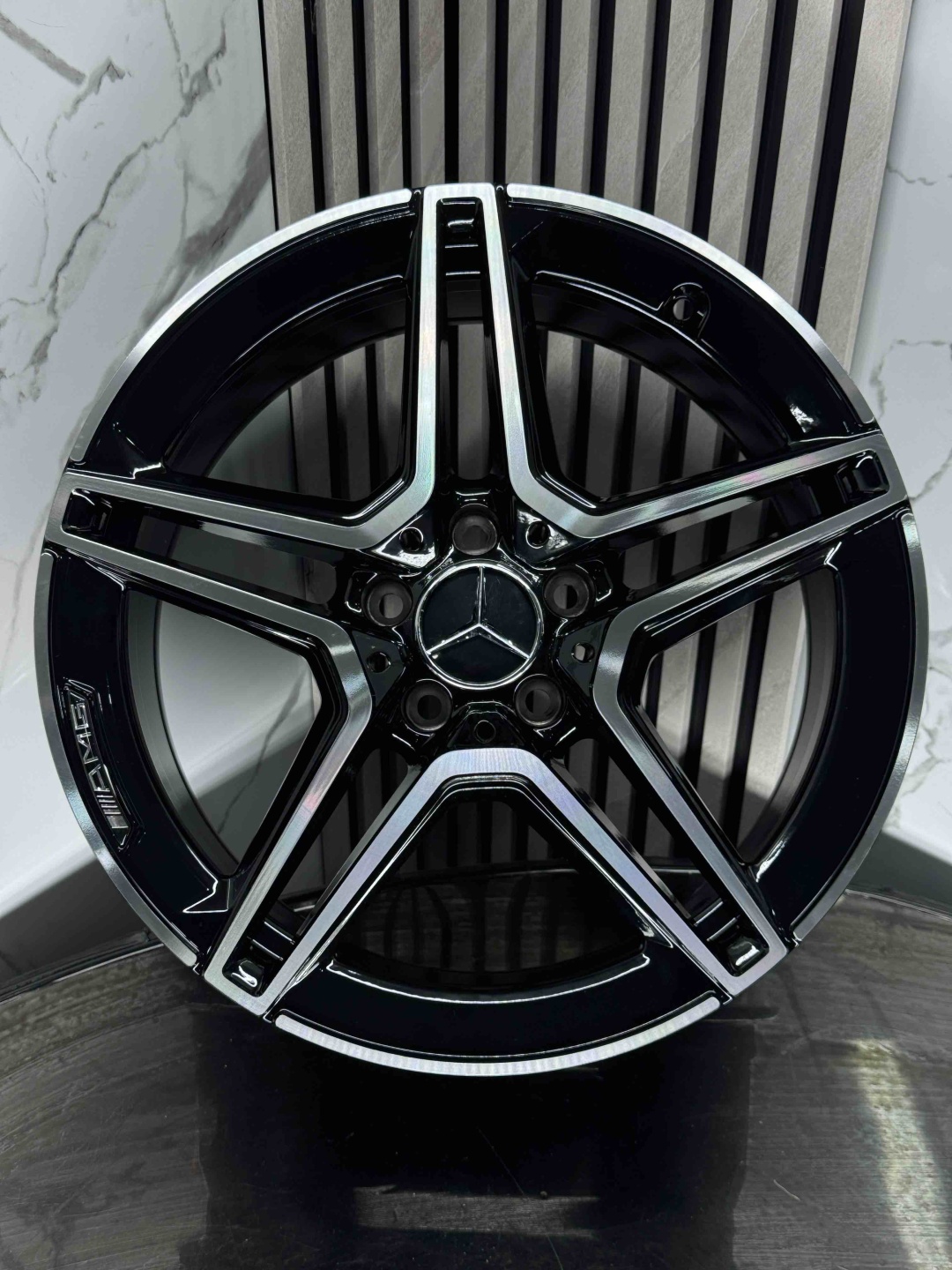 Mercedes-Benz h3067ffd 7.5x17/5x112 D66.5 ET36 4 диска черный, серебристый