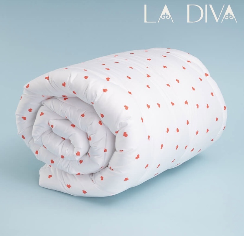 Одеяло LA DIVA купидон 195x215 всесезонное