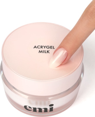 E.Mi базовое покрытие Гелевая система Milk глянцевое 15 г