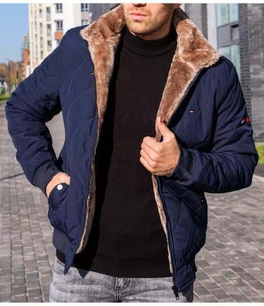 Бомбер черный
