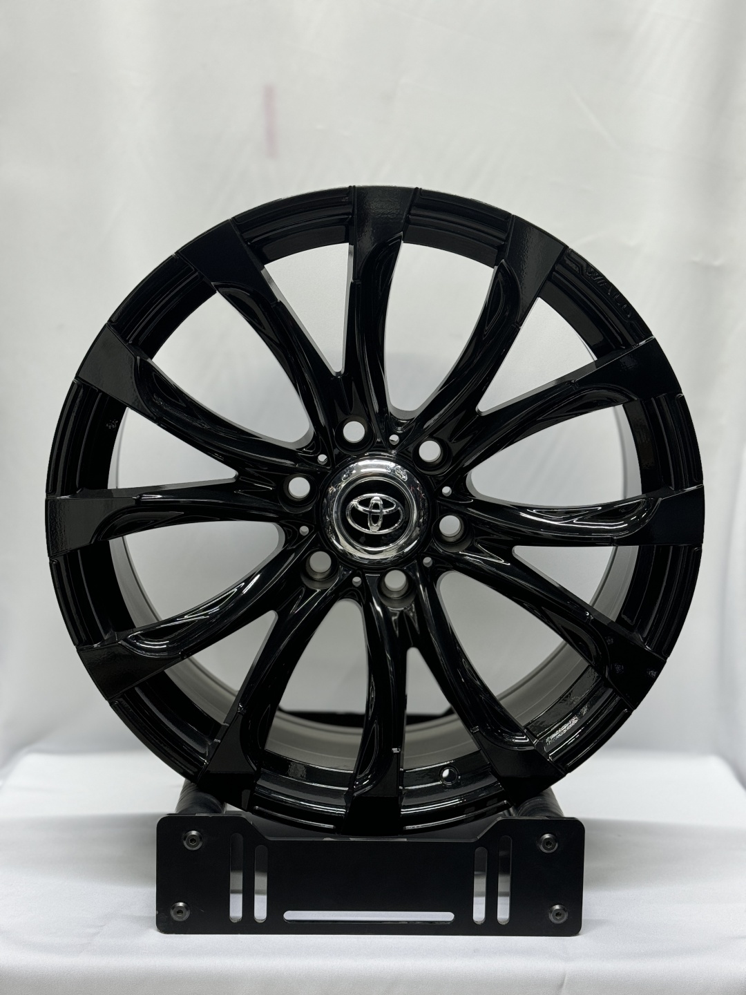 Top Grade Top Grade 8.5x20/6x139.7 D106.1 ET25 4 диска черный