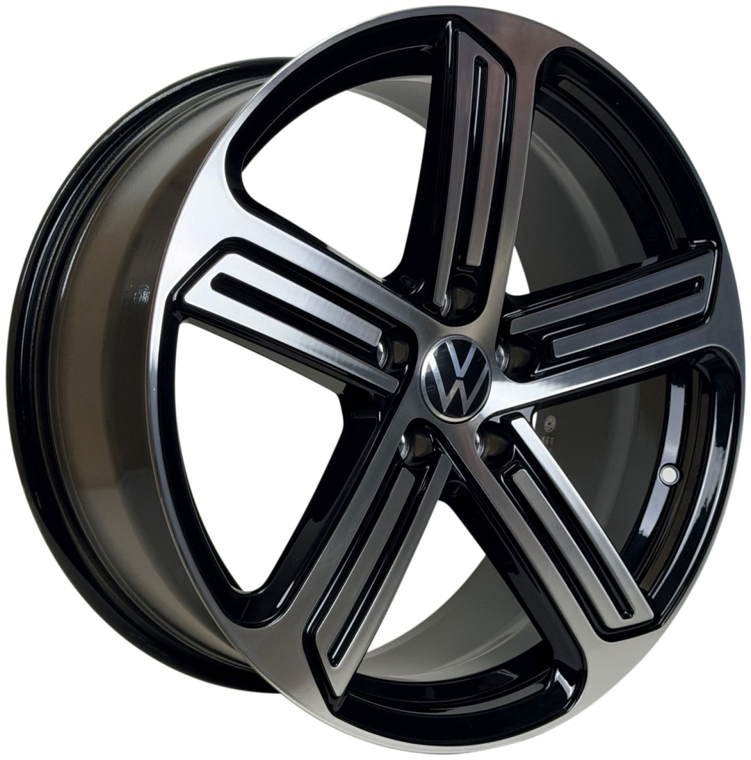 Wheels X37DD 8x18/5x112 D57.1 ET38 4 диска черный, хром