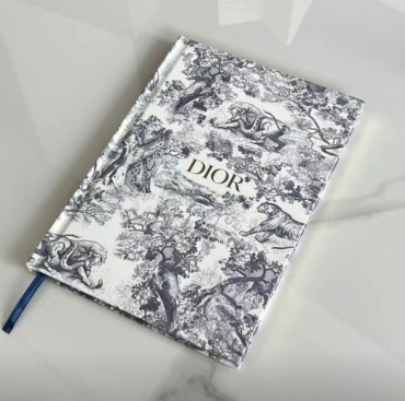 Блокнот Dior, A5, 50 л, серый, золотистый