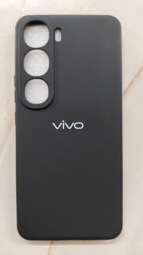 Чехол для Vivo V40 Lite черный