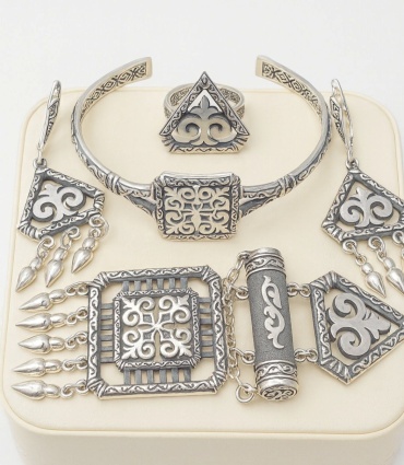HandMade СЕРЕБРО КОМПЛЕКТ 1246 вес 58 г серебро, без вставок