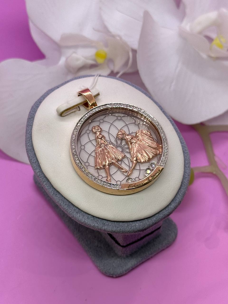 Брошь SAR JEWELRY VIP44A-0011_5172 вес 18.3 г золото, бриллиант