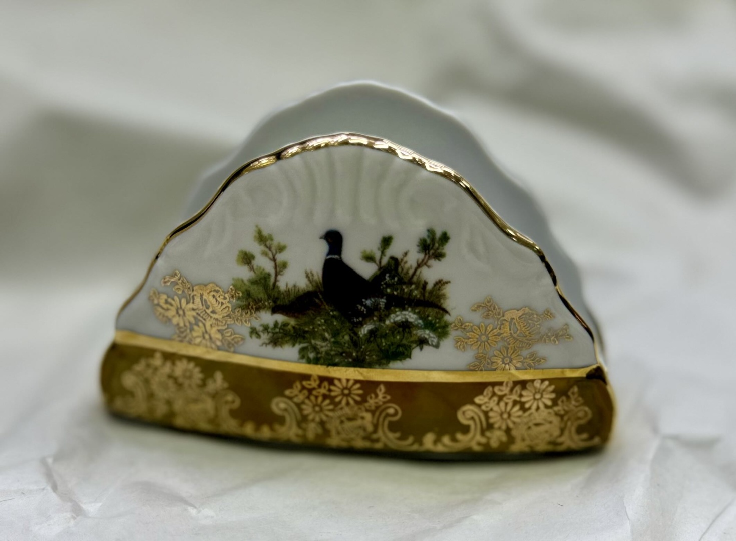 Queens Crown салфетница Царская охота бронза, фарфор