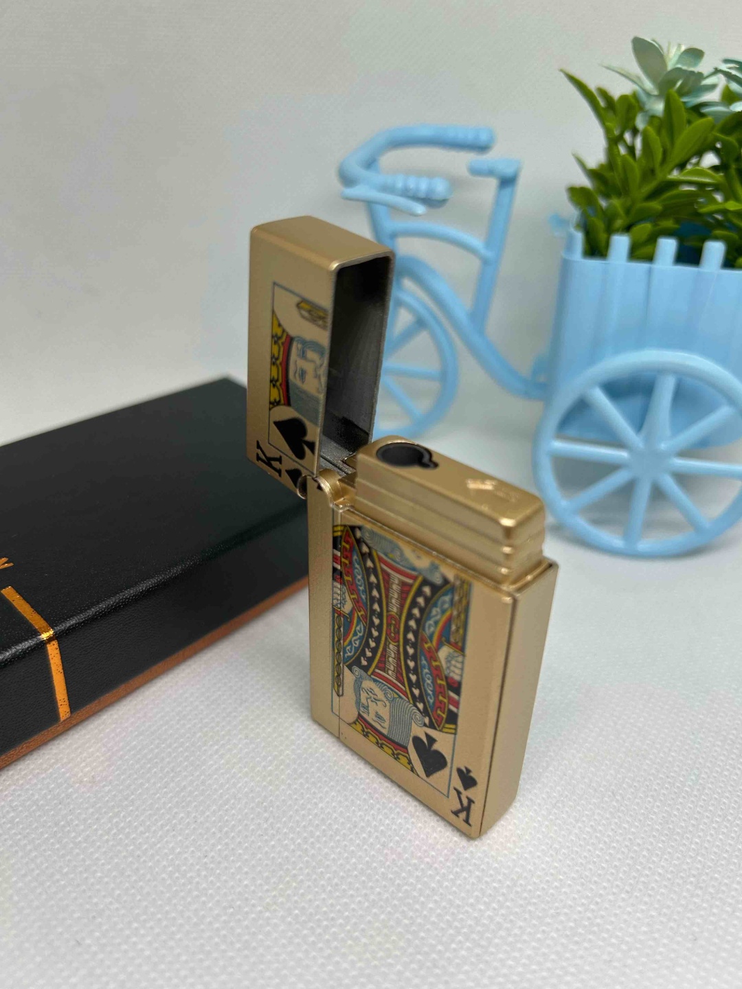 Lighter газовая зажигалка 18286543_160924_King, металлический сплав
