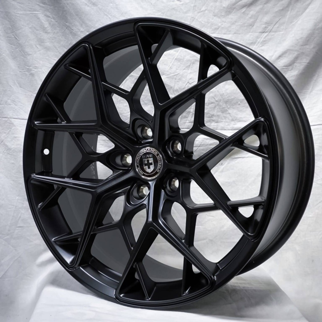 HRE X16 8.5x19/5x120 D72.56 ET35 4 диска черный матовый