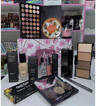 Beauty box «для самой красивой» Kosmetikaproff набор декоративной косметики для женщин