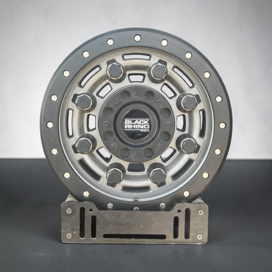 Top Grade IBR1040 9x17/6x135/139.7 D110.1 ET0 4 диска черный матовый, серебристый