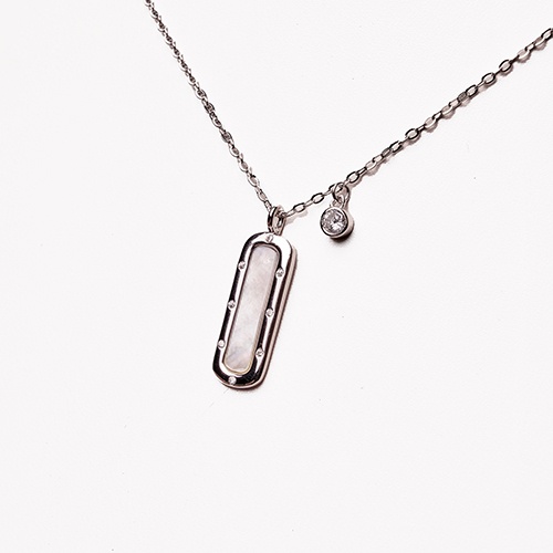 Колье SEREBROFF D7D15692 длина 45 см вес 2.3 г серебро, перламутр