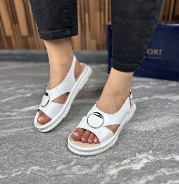 Сандалии GAZZO SHOES белый, серебристый