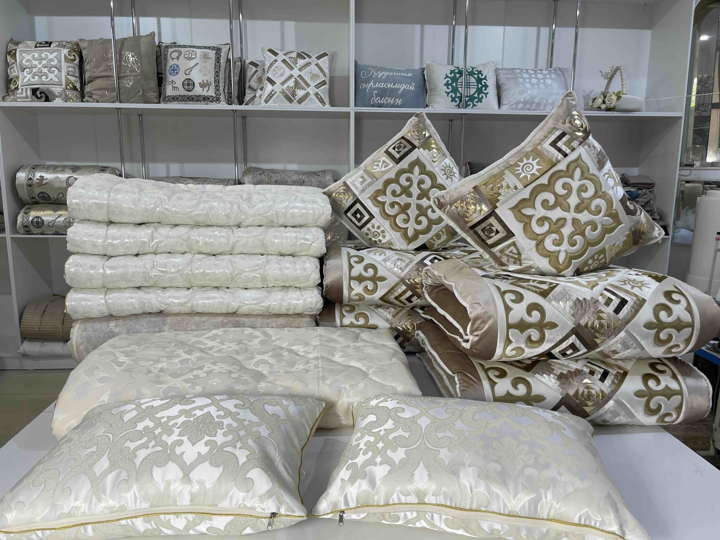 Samruk körpe комплект корпе с подушками 230x80 см, вата, темно - бежевый