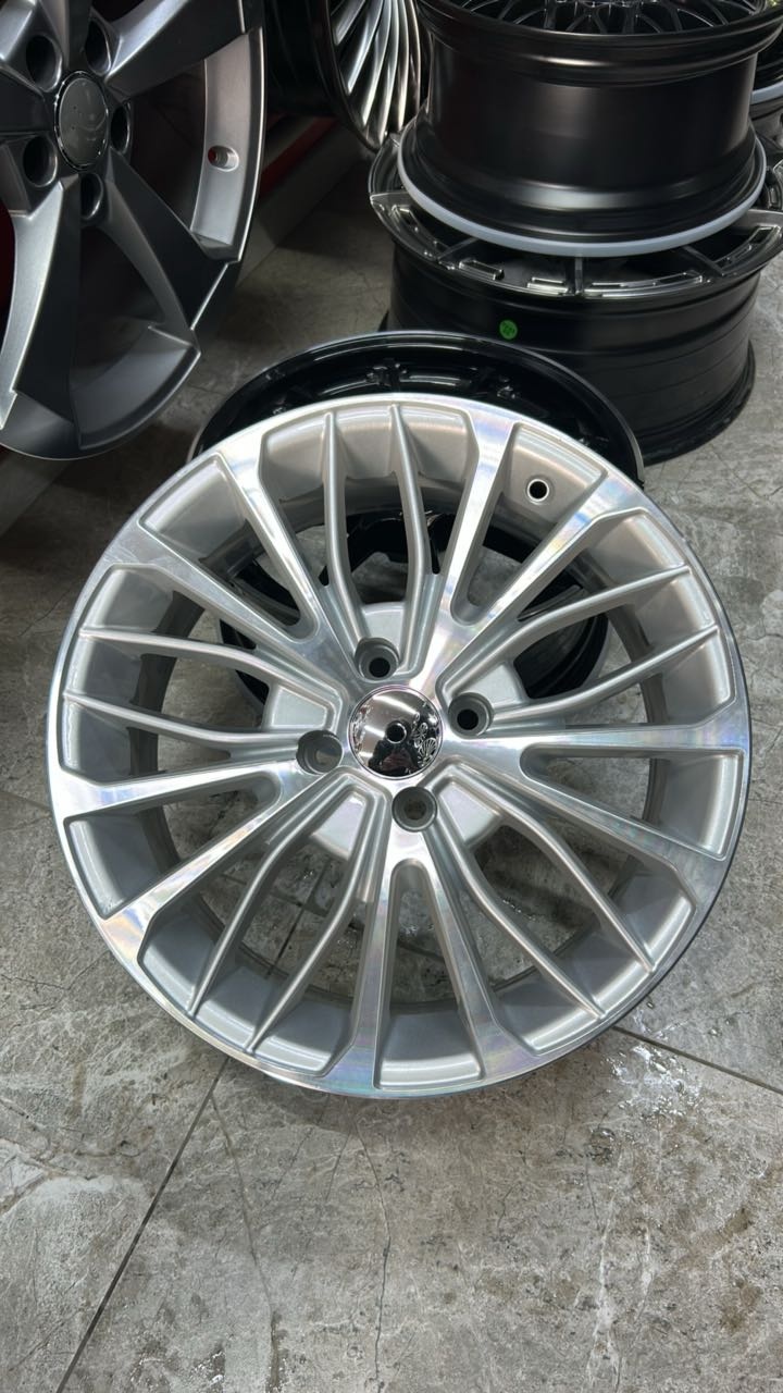 LKN Lkn 1330 6.5x16/4x100 D67.1 ET35 4 диска серебристый