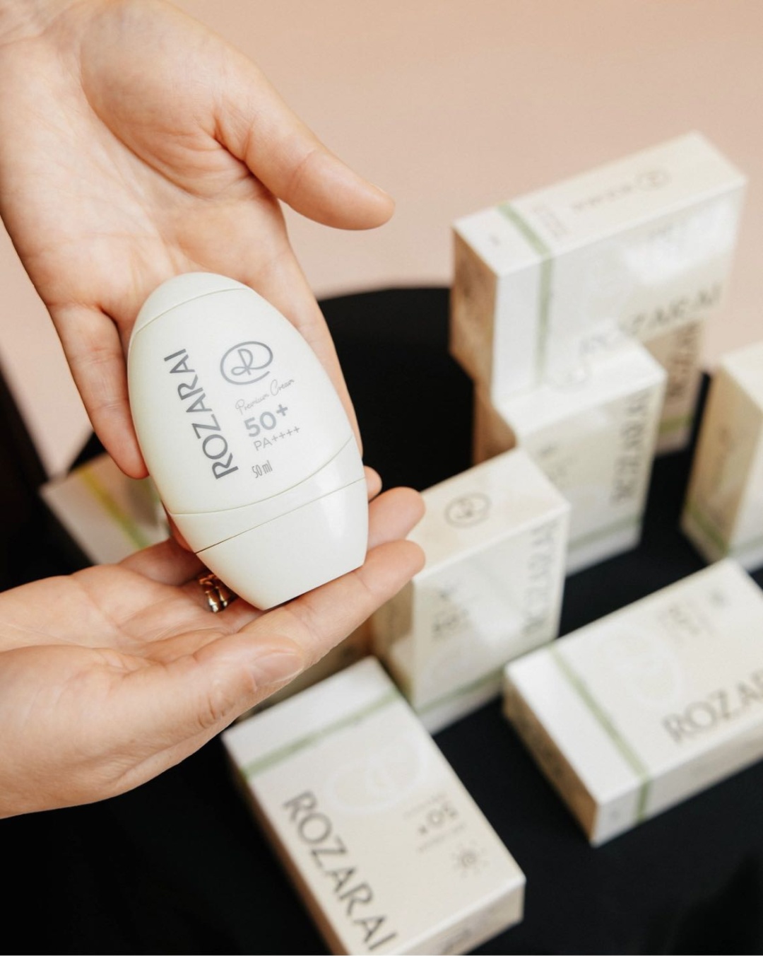 Крем ROZARAI крем SPF50+\PA++ для лица для лица 50 мл