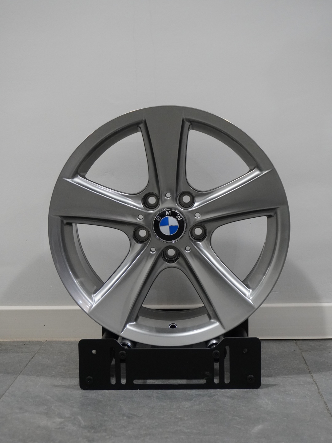 PDW TURONE 8x17/5x120 D74.1 ET20 4 диска графит