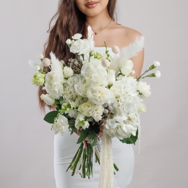 Flower.kz букет с сухоцветами гвоздика, гортензия, роза, лизиантус, львиный зев 29 шт 40 см