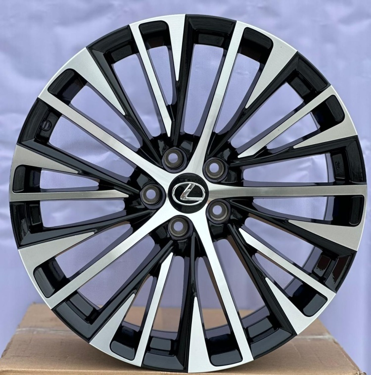 Rainbow LEXUS/TOYOTA 8x20/5x114.3 D60.1 ET30 4 диска черный, серебристый