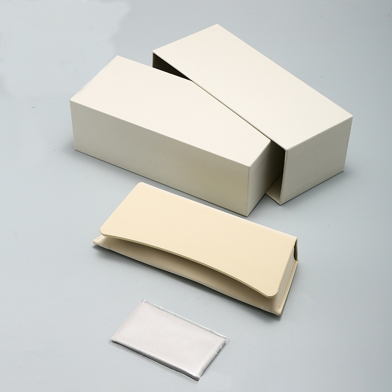 Мягкий футляр искусственная кожа, 3 x 6 см белый