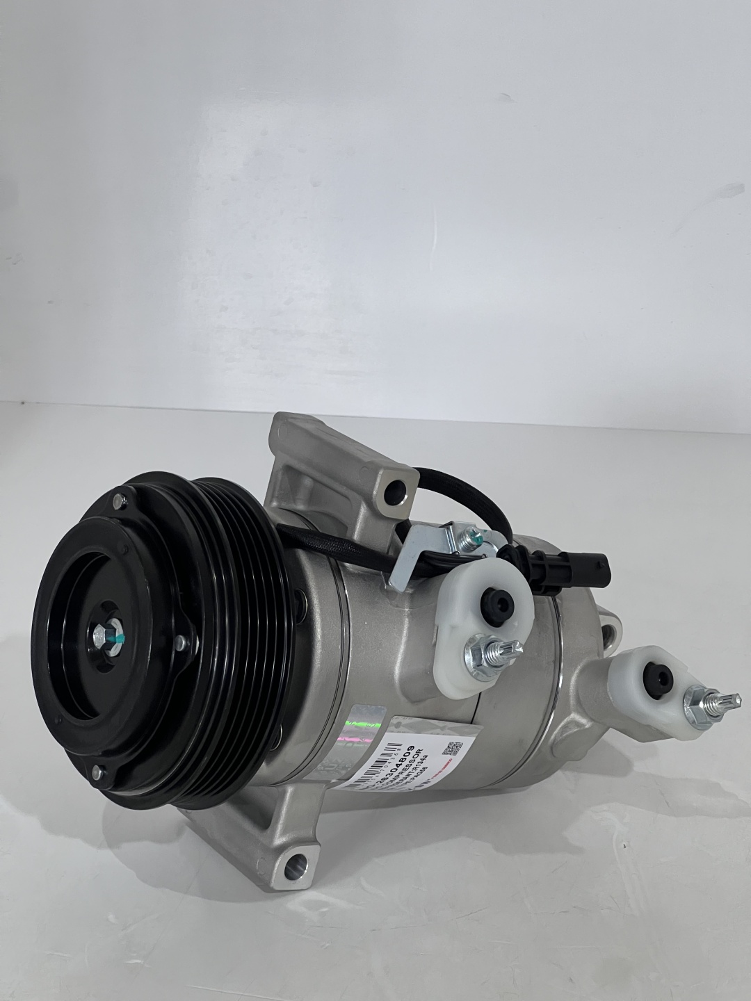 Компрессор кондиционера UZ-DW 26304809