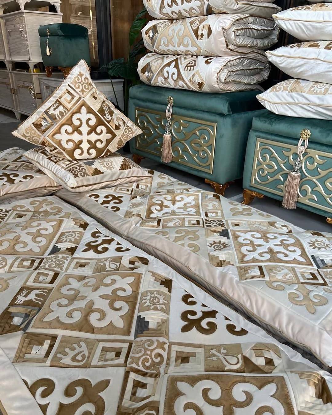 Комплект корпе с подушками 230x80 см, вата, бежевый