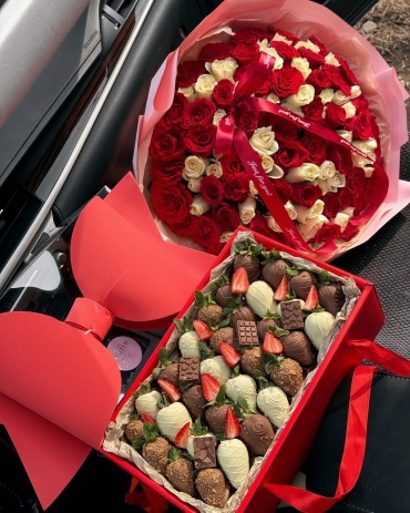 Chocobliss Chocobliss Бокс Розы и Клубника 30х25