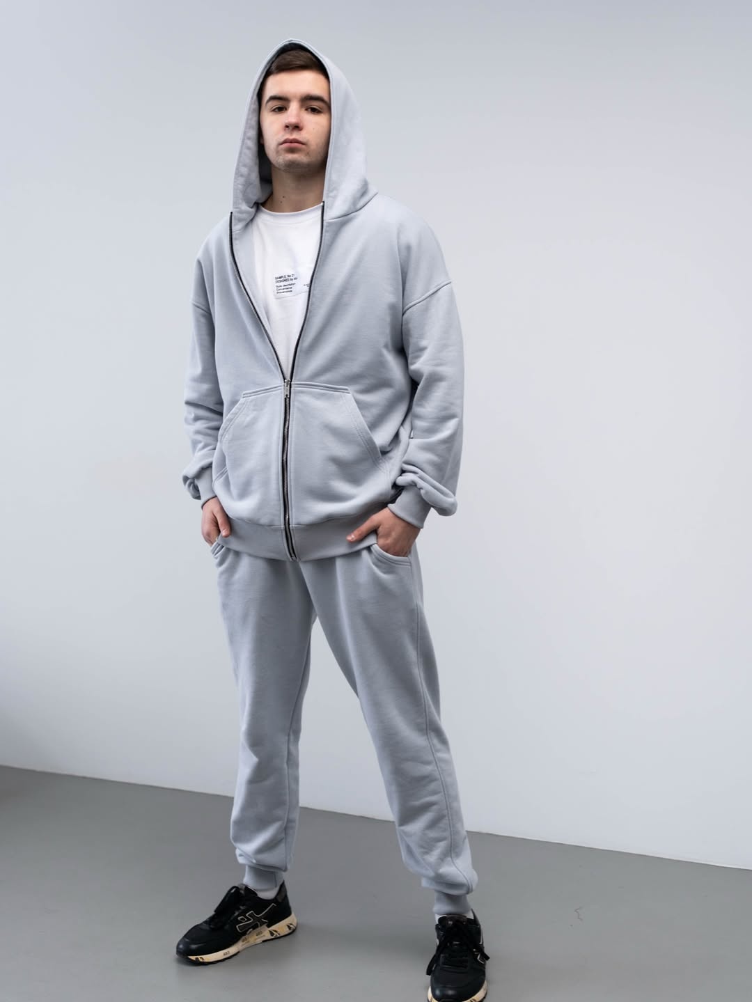 Повседневный костюм KOMMY BRAND серый