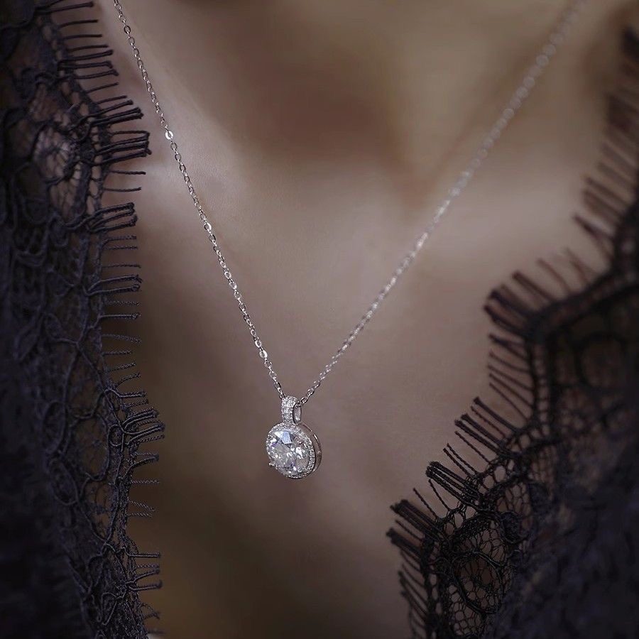 Подвеска AYOS brilliant1608 вес 2.5 г серебро, бриллиант, муассанит