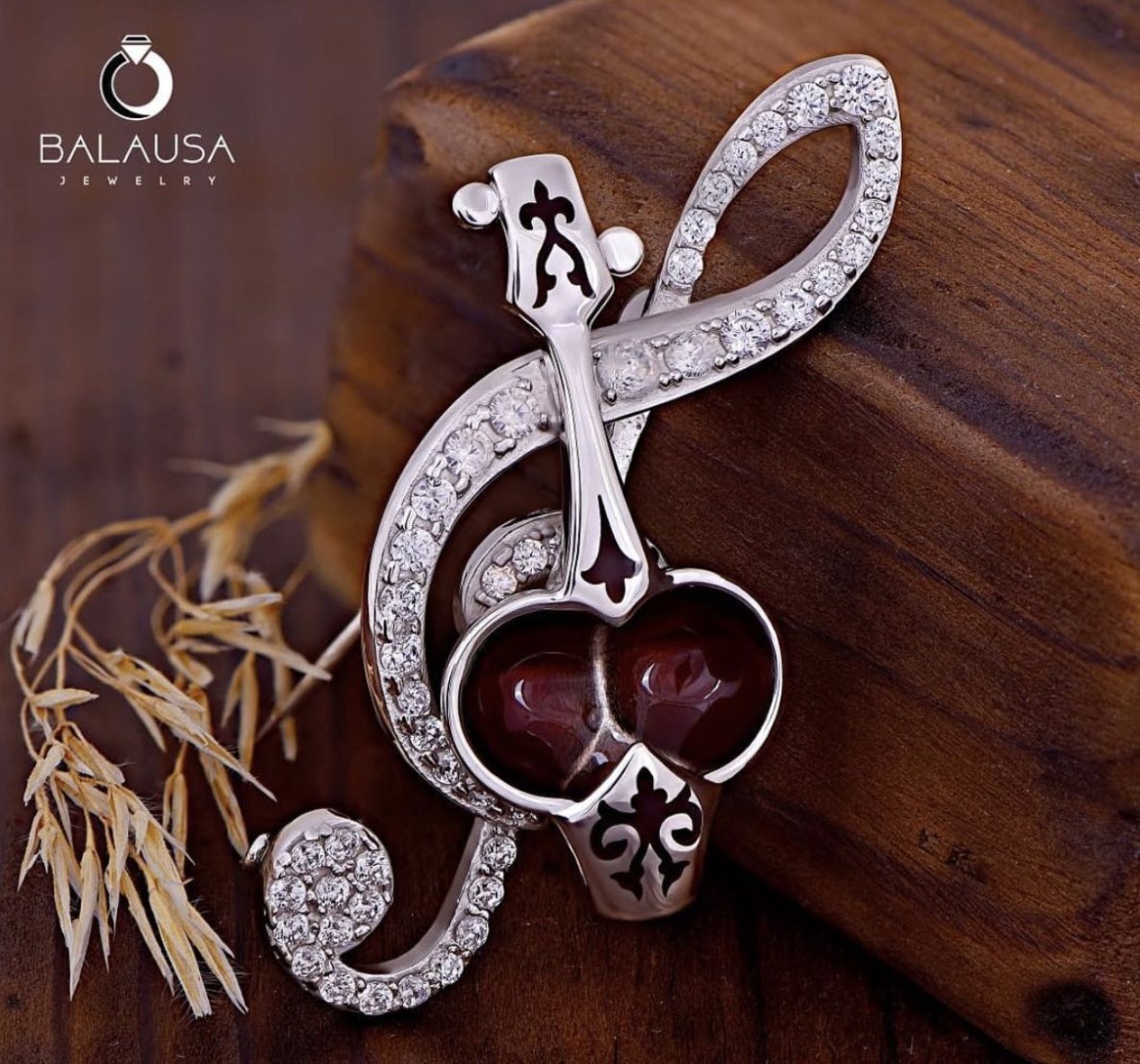 Брошь Balausa Jewelry E108(3) вес 6.7 г серебро, фианит, эмаль