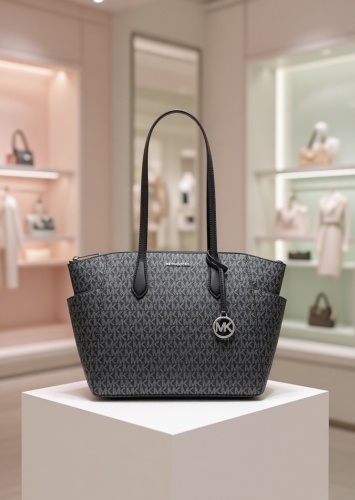 Сумка тоут Michael Kors канвас черный