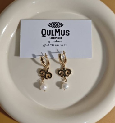 Серьги QulMus бижутерный сплав, без вставок