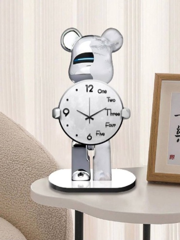 Часы кварцевые Bear 561053753, пластик, дерево